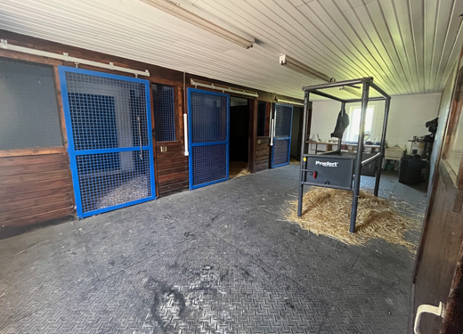 War Horse Place Facilities - Stallion Barn